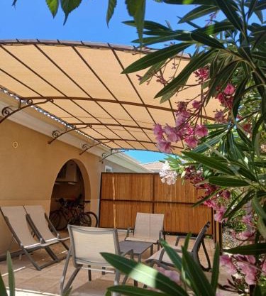Les Villas Maristella, Villa Oriente