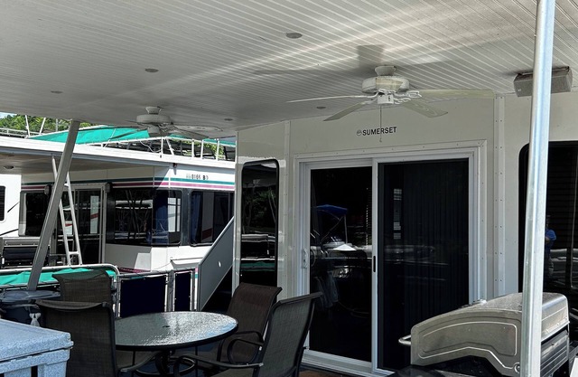 Liberty is a 6 bedroom houseboat on the Water at Dale Hollow Lake!