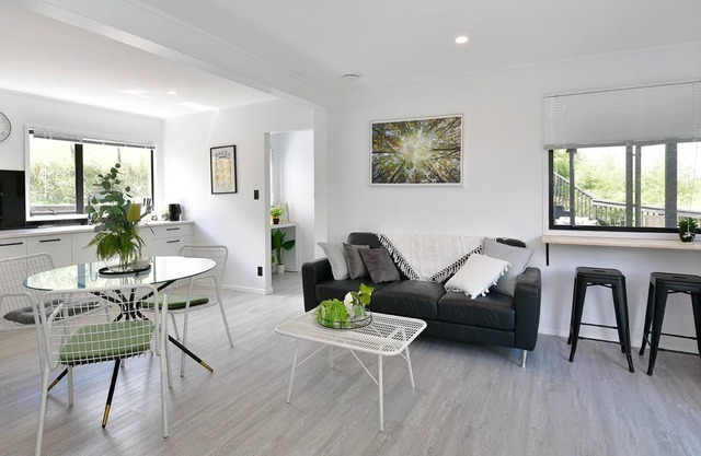 Lifestyle Holiday Bach - Brand New Moden by the beach