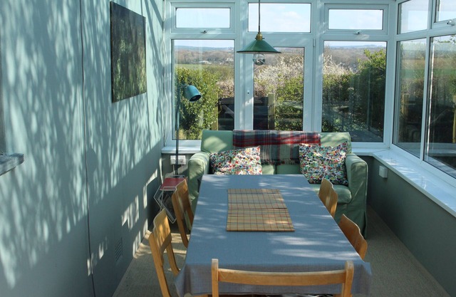 Light, cosy Edwardian cottage near West Wales Coast Path, Llangrannog