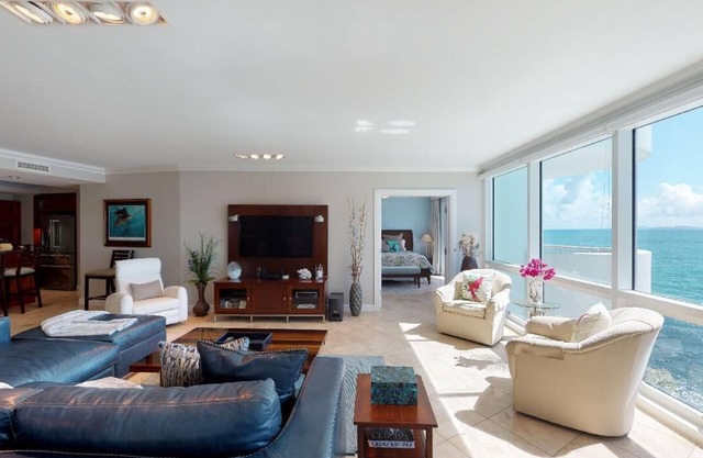 Lighthouse 2C - Beautiful Condo at The Lighthouse - Inquire Now for Specials!