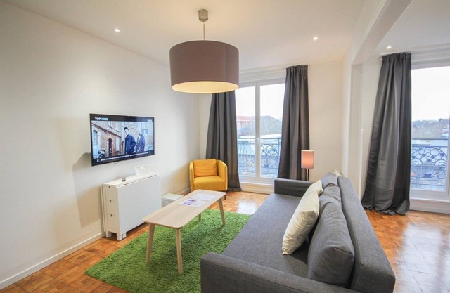 Lille Wazemmes- One bedroom with balcony and view