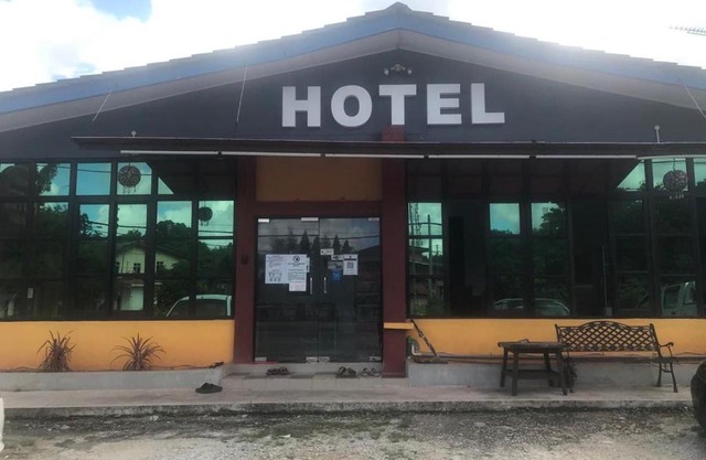 Lily Budget Hotel