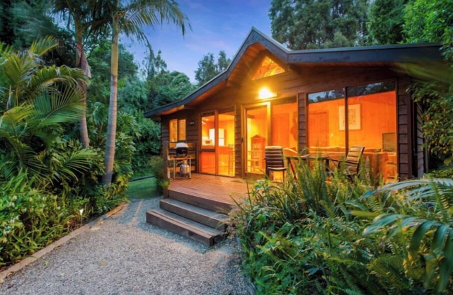 Lin Cottage - 8 Mortimer Street