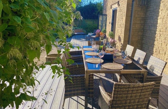 Linden House at Walnut Farm, Kingscote, Cotswolds