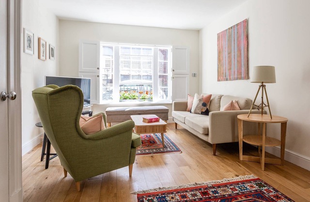 Linhope Street by onefinestay