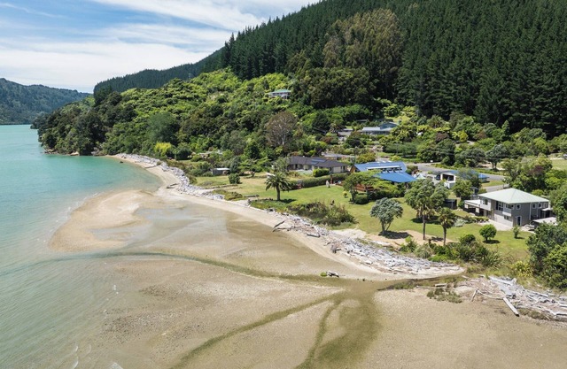 Linkwater Wonder - Marlborough Holiday Home