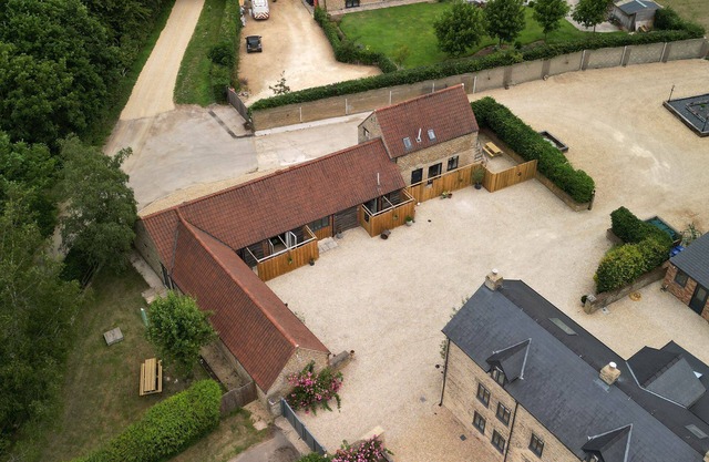 Little Calf Cottage - Luxury Cottages