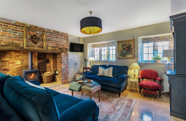 Little Dorset Cottage - situated in a beautiful rural area of Dorset