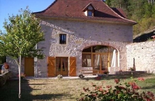 Little House Near St Cirq Lapopie