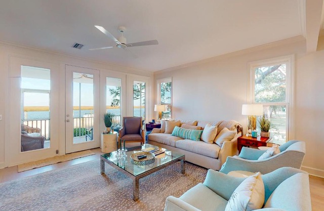 Little House on Hampton