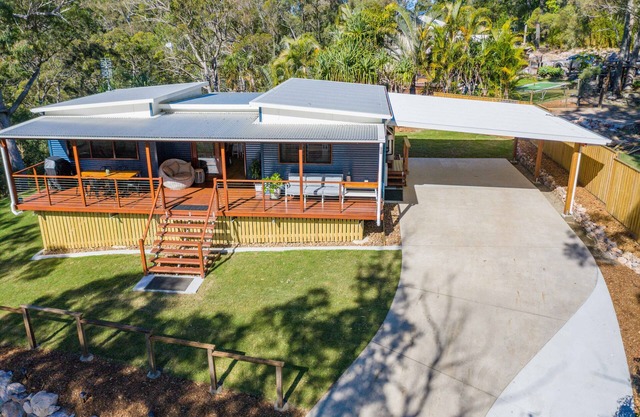 Little Mountain Retreat – Where the Bush meets the Beach