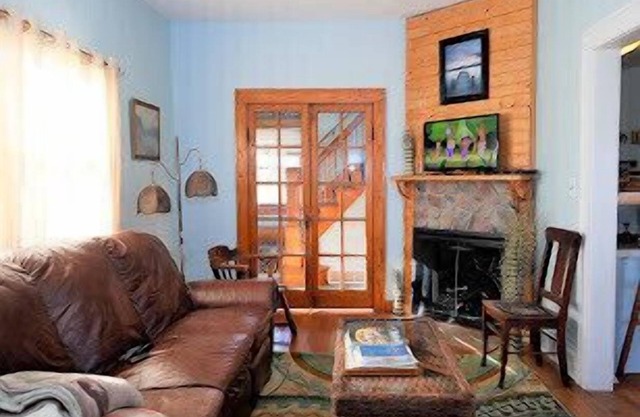 Little Prairie House on the Lake