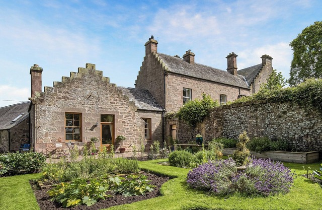 Little Swinton - Garden Cottage