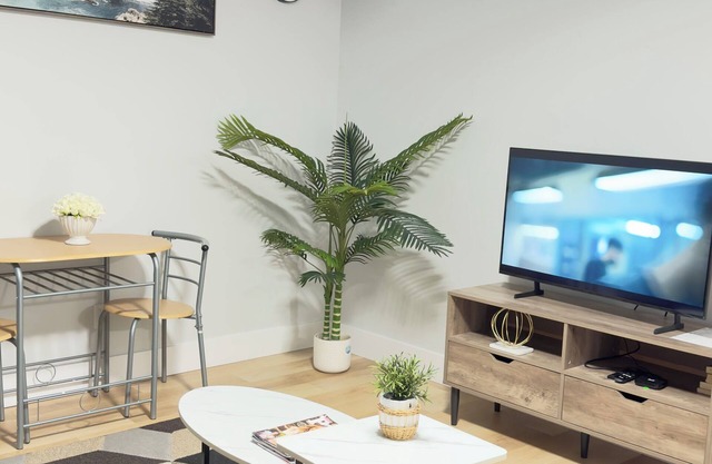 Live-more cozy newly built one-bedroom apartment