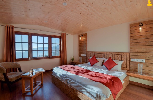 LivingStone 2 BHK Cottage near Mall Road Shimla