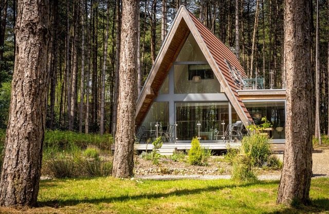Liz's Lodge - Scandinavian inspired A-framed lodge, set in a secluded development of lodges