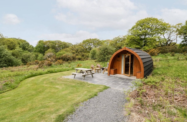 LLUGWY POD, family friendly, luxury holiday cottage in Betws-Y-Coed