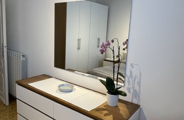 Located in Viareggio, Casa Lia offers a garden and free WiFi.