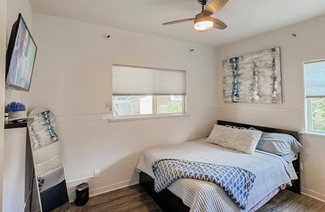 Located near wineries, tulip festival, outlets, Bauman’s Fram & state parks!