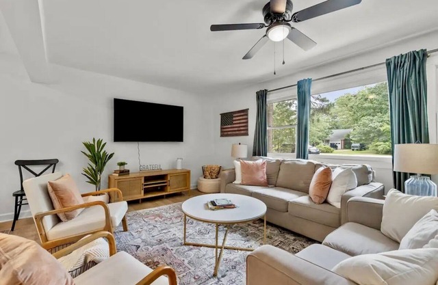 Location is a golfer's paradise and less than 10min from downtown Pinehurst!n