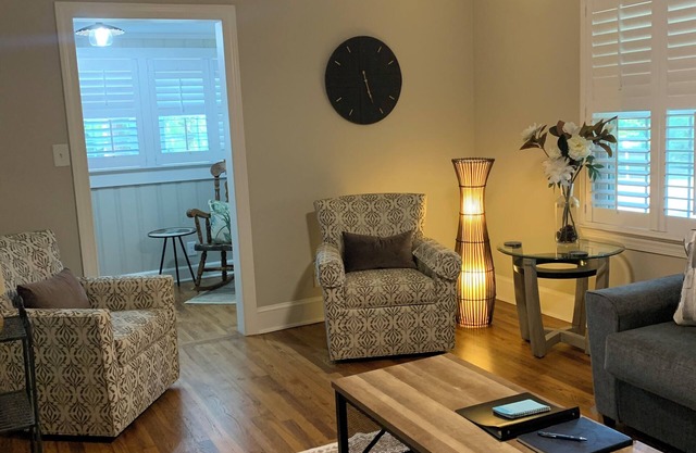 Location Location : Downtown Cary NC- Dog friendly, quaint, clean home