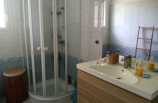Location Maison Plein Pied Avec Jardin et Terrasse Pour 6 Personnes
