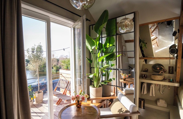 LODGE&LOFT