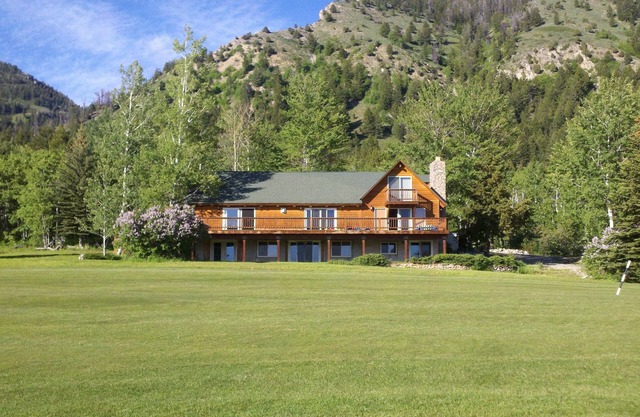 Lodge on the Golf Course in Star Valley Ranch, WY. Best View and location!