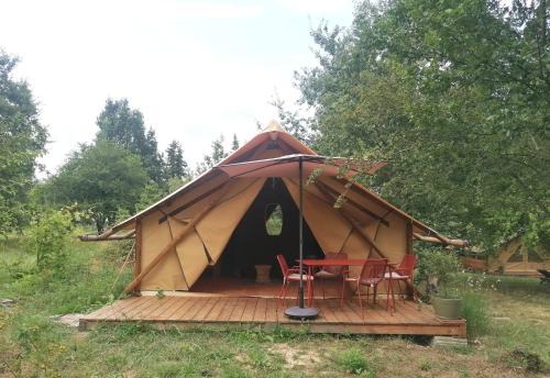 Lodge Robinson Aux nuits insolides d'Agoumbat