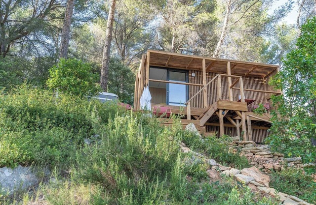 Lodge & Spa Massif de L'étoile - Le Chant des Pins Aix en Provence