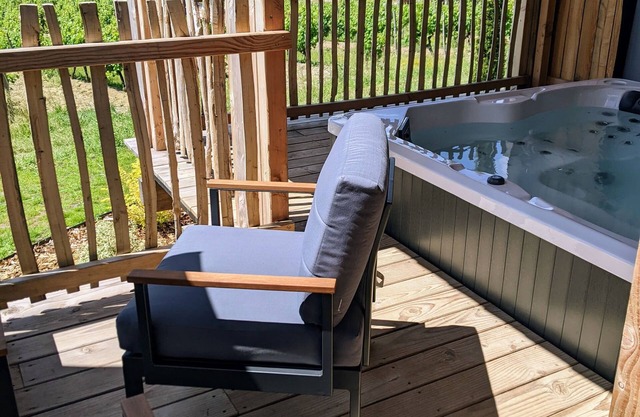 Lodges Avec spa Privatif en Dordogne