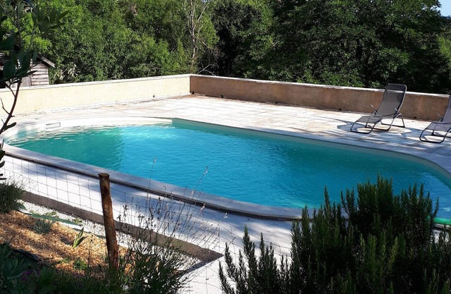 Lodging T3 of character with swimming pool.