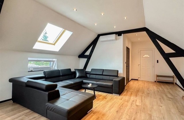 LOFT 100M2 30MIN FROM PAIRI DAIZA WITH PRIVATE SAUNA - BALNEO XXL