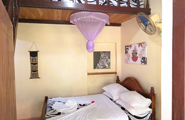 Loft for 4 - Eagles Wing's Guest House
