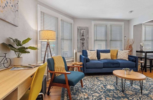 Loft in Downtown Littleton!
