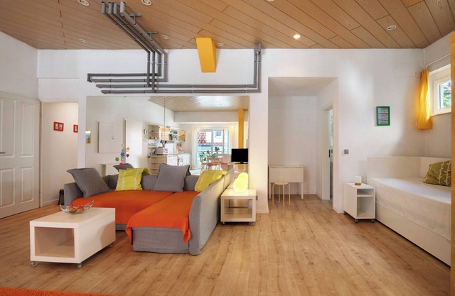 Loft-style apartment in Nürtingen with balcony and proximity to the Neckar river