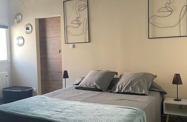 Logement 40m2 aux Pieds des Vignes de Cornas Attenant à la Maison Principale