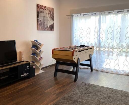 Logement moderne, dans mon jardin, près de Paris et stade de France avec place de stationnement