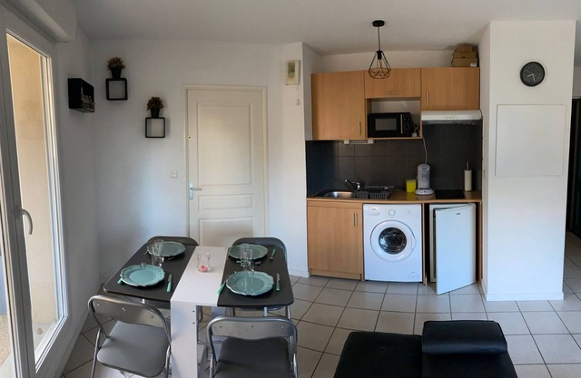 Logement/wifi - Parking Privatif Sécurisé