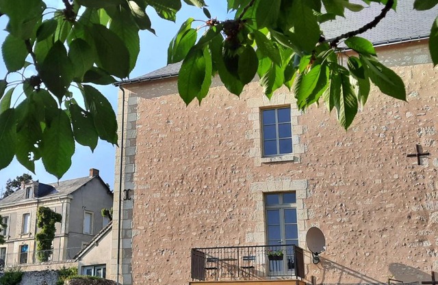 Loire Valley village centre apartment chezANIA