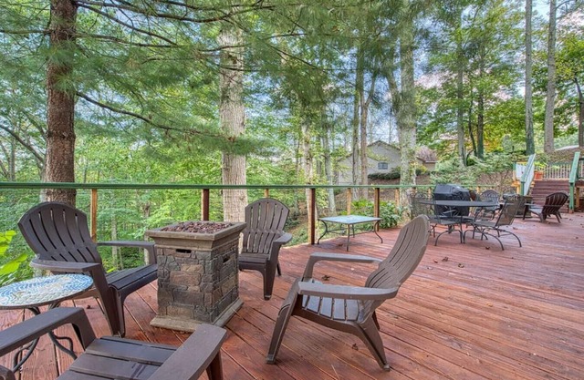 Lone Star Retreat # 3 -10 min to Waynesville & BR Pkwy-25 min to Biltmore Estate