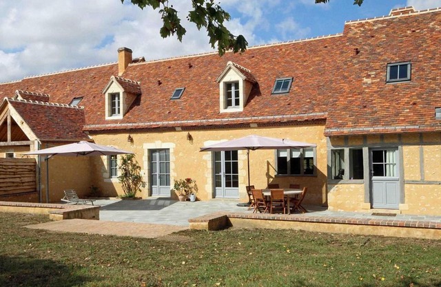 Longère percheronne de charme avec équipements modernes, jardin, terrasse, vélos gratuits et espace adapté PMR - FR-1-497-77