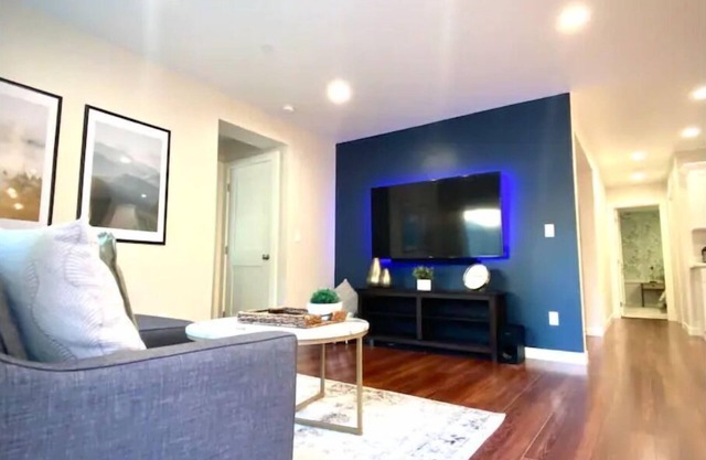 Long term stay Near Airport, Hospitals & Seattle