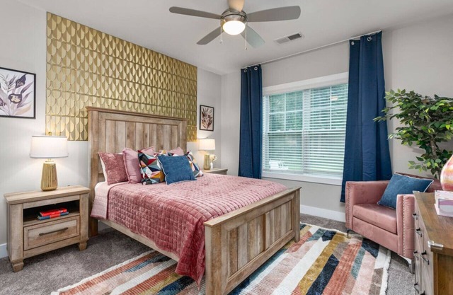 Long-term Stays in Greensboro 1 BD 1 BA