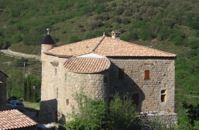 Longueville Castle, the Thines Malarce valley on Thines