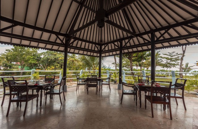 lorin beach resort belitung
