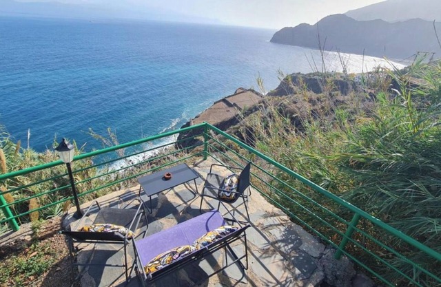 Los Cerrajones: spectacular views from the cliff