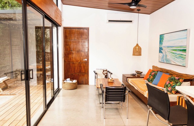 Los Padrinos Compound @Surf City + AC + Pool + Wifi #2