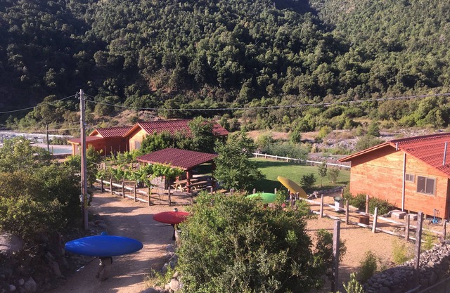 Los Quenes River Lodge